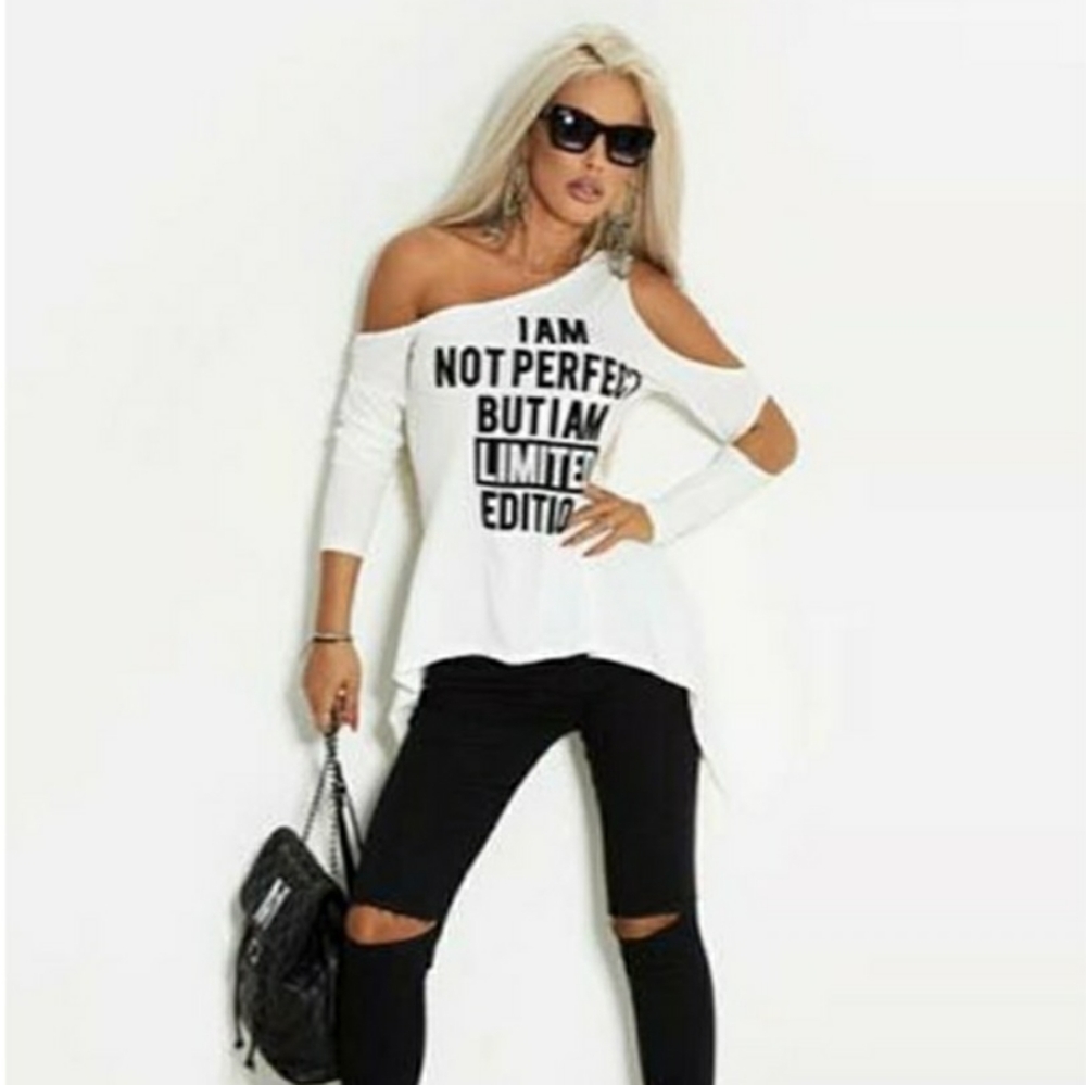 Off-the-shoulder top & hollow leggings suit size S